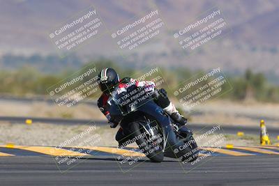 media/Nov-12-2023-SoCal Trackdays (Sun) [[5d1fba4e7d]]/Turn 14 (1035am)/